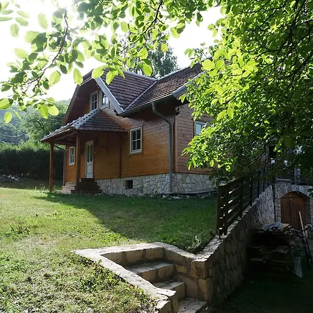 Holiday La Gajic Holiday home Osanica